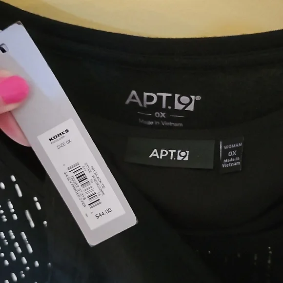 Apt9 NWT women's top sz.0X Black stretchy with tank - Picture 3 of 4